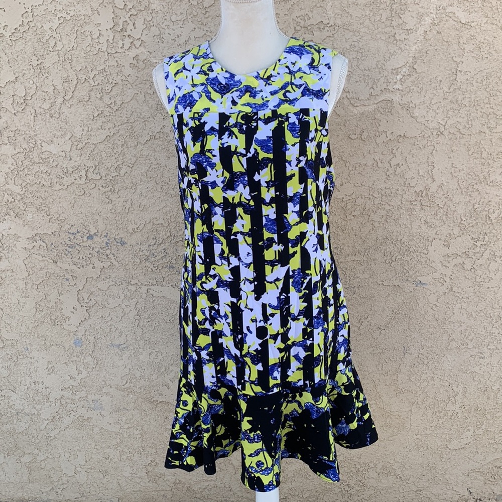 Peter Pilotto for Target short sleeve sheath dress with ruffle bottom Medium